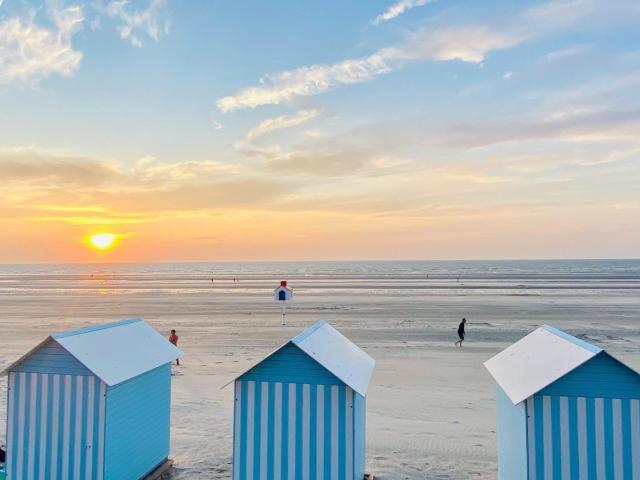 Grande Chambre Dans Loft A Deux Pas De La Plage Duinkerke Buitenkant foto