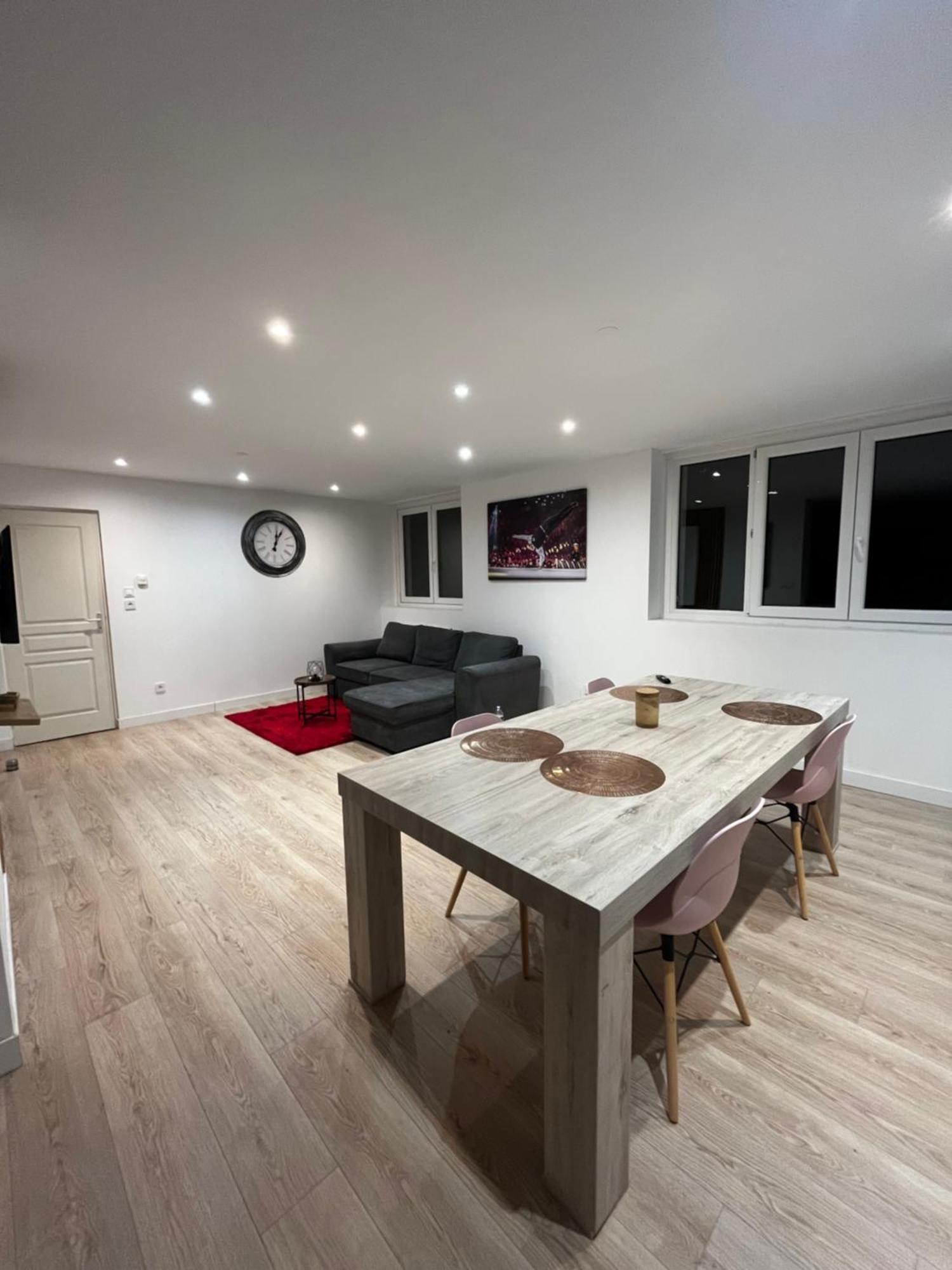 Grande Chambre Dans Loft A Deux Pas De La Plage Duinkerke Buitenkant foto