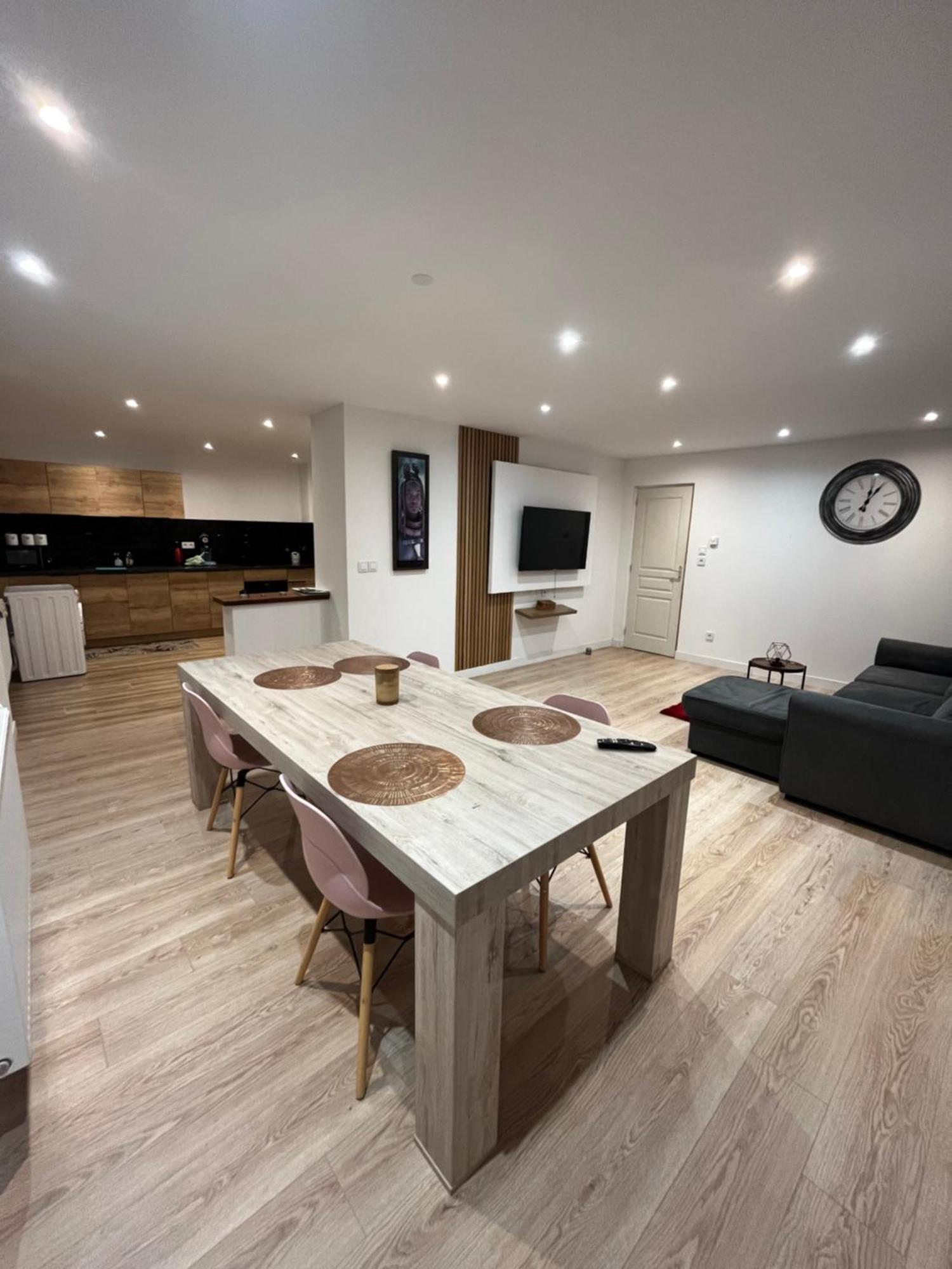 Grande Chambre Dans Loft A Deux Pas De La Plage Duinkerke Buitenkant foto